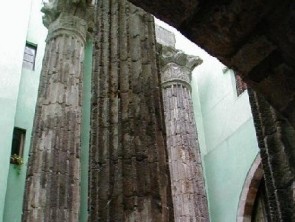 Templo Romano de Augusto -  Barcelona